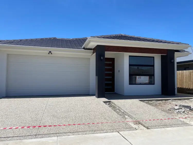 9 Lahore Close