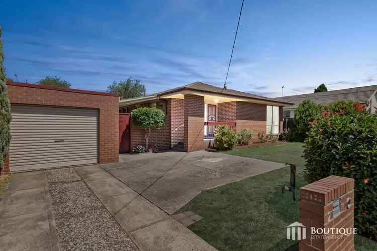 2 Bourke Court