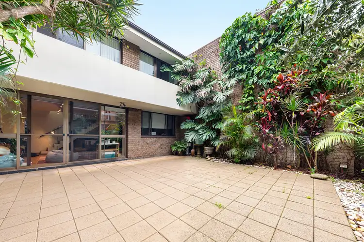 3 Benton Avenue
