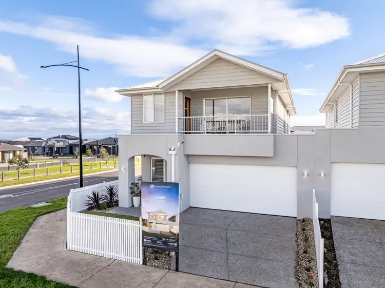 12 Gardenview Drive