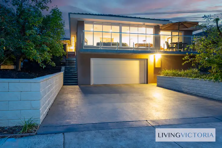 9 Terang Avenue