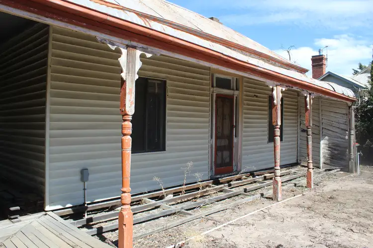 9 Leahy Street