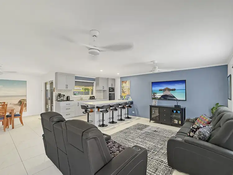3 Moorhen Court