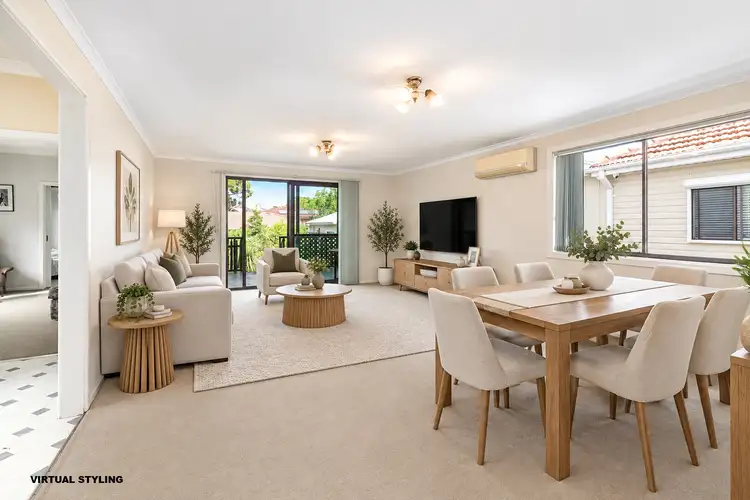52 Parkes Street