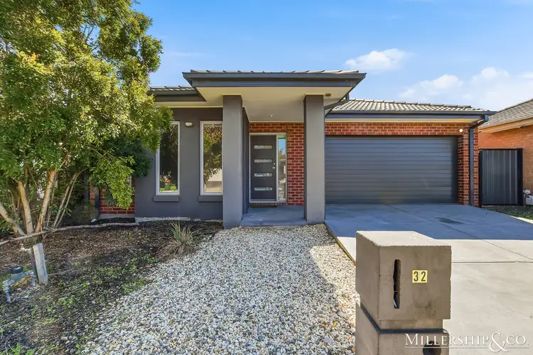 32 Lockhart Street