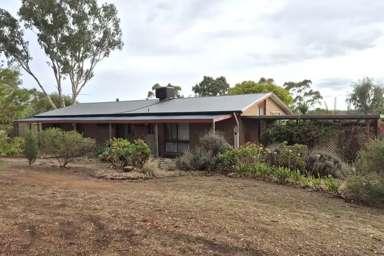 93 Balmoral Road