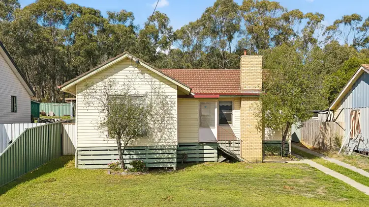 67 Chrisholm Crescent