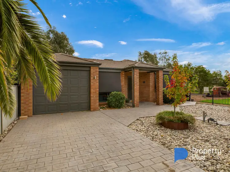 4 Echuca Road