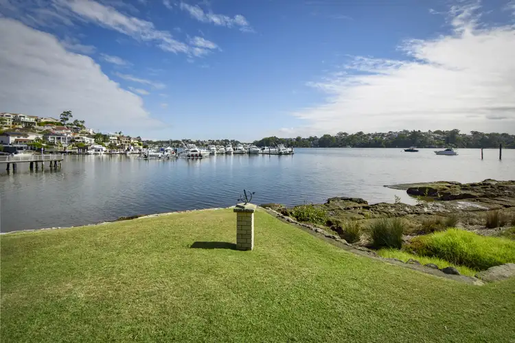1 Koorooma Place