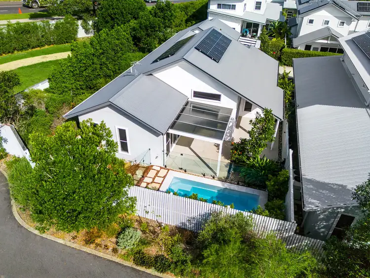 2 Condon Drive