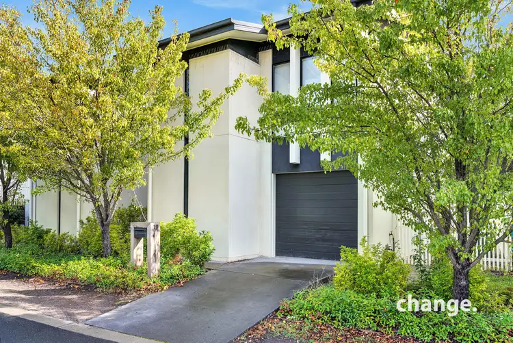 10 Greenwich Crescent