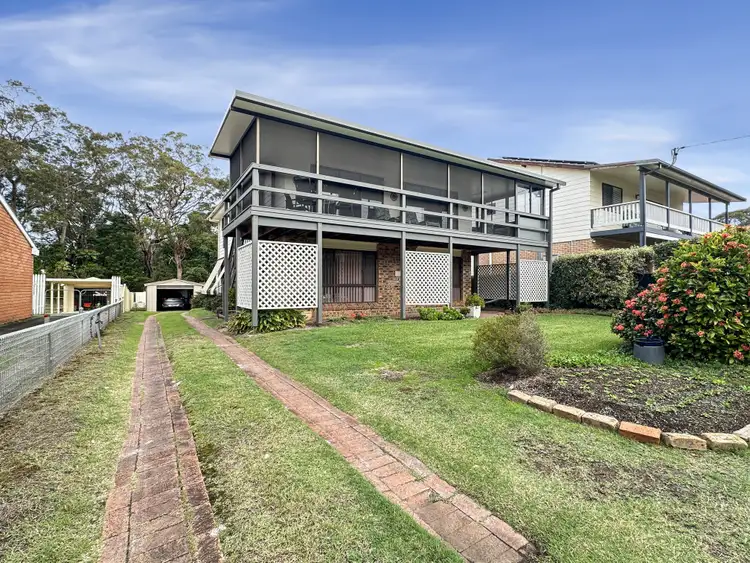 73 King Albert Avenue