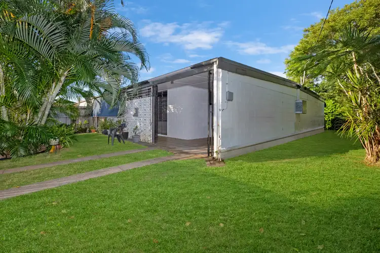 17 Moorina Street