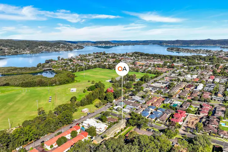25-27 Waratah Street