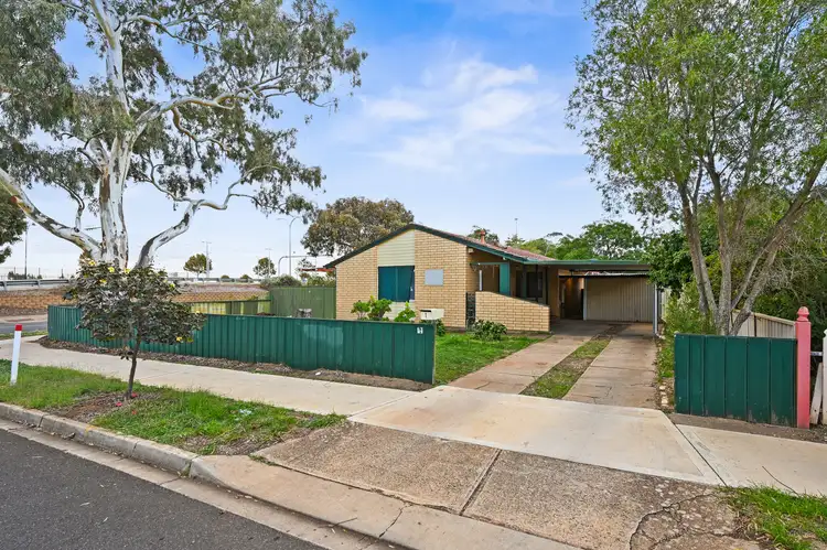 1 KOONGARRA CRESCENT