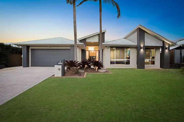 8 Inverness Place