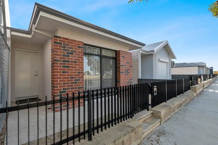 5 DAINTREE STREET