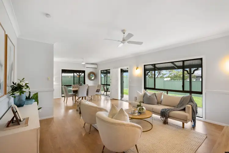 4 Swan Street