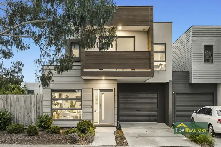 1 Eades Street