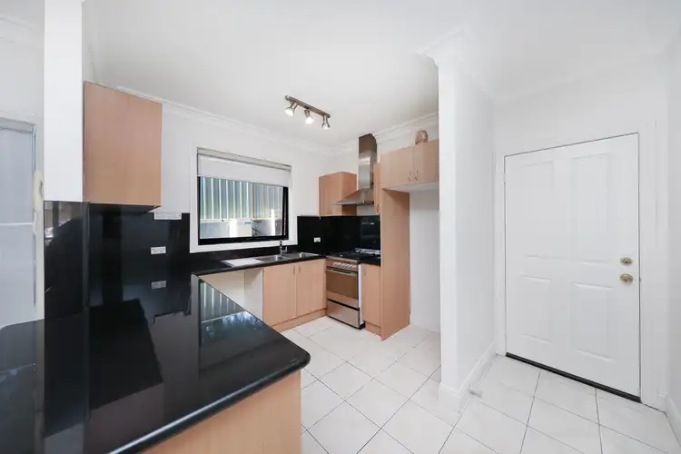 32 Fisher Parade