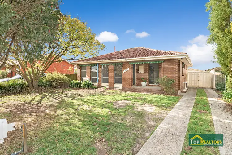18 Ingram Avenue