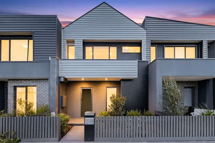 25 Mortdale Lane