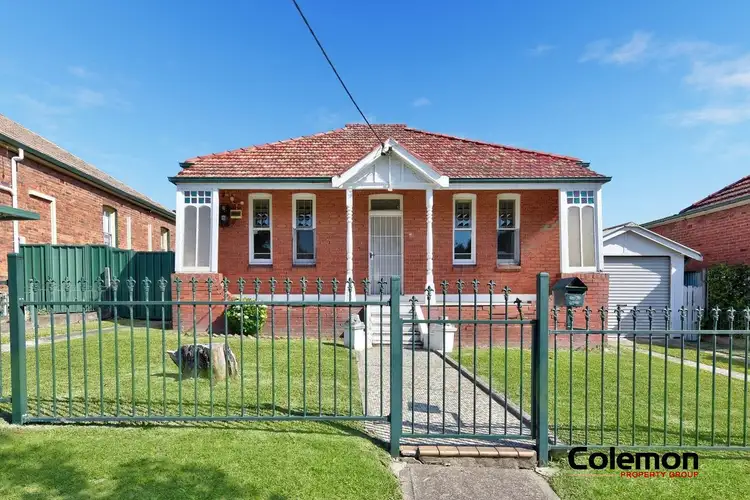 42 McKern Street