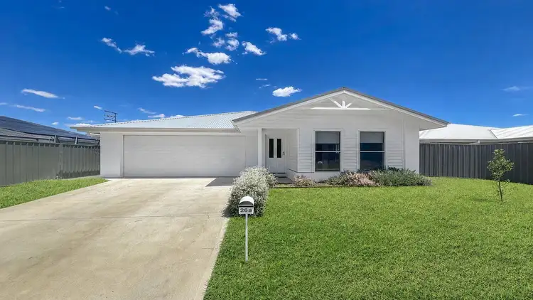 26A Enfield Avenue