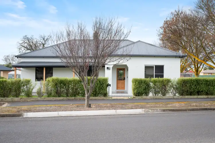 112 Williams Road