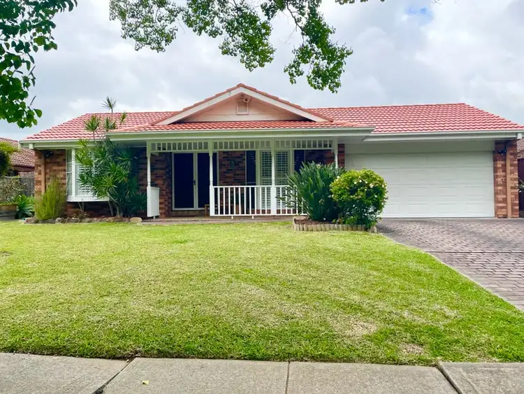 72 Coonawarra Street