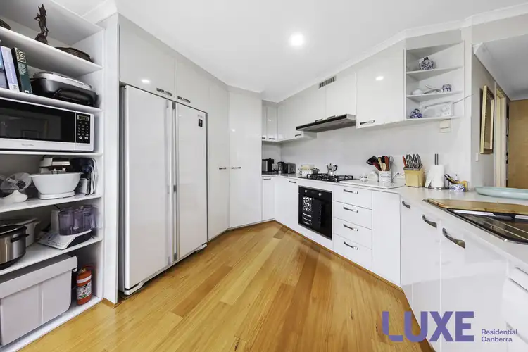 49 Leahy Close