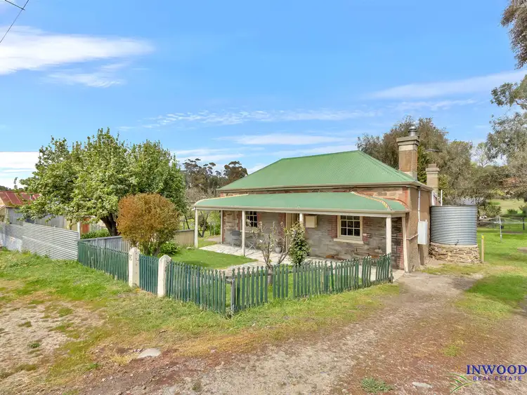 16 Adelaide Road