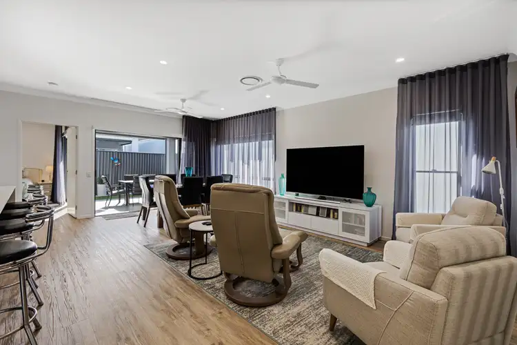 25 Banya Avenue, Nirimba