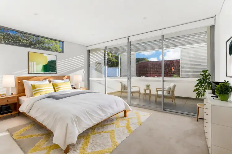 216 Lyons Road