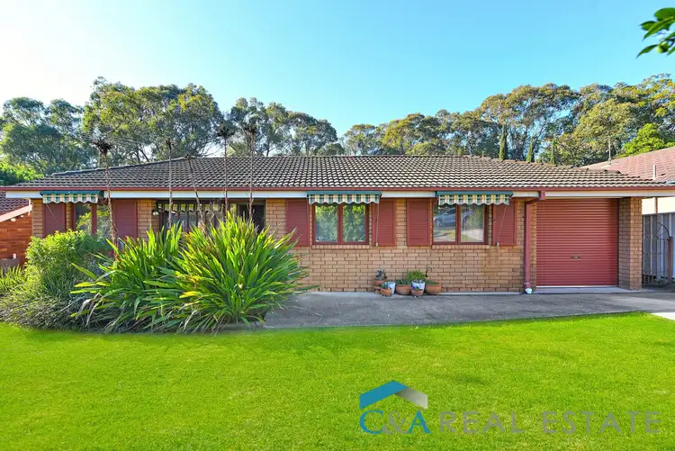 16 GREENOAKS AVENUE