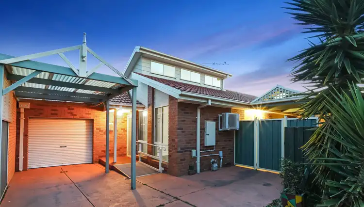 4 Hawthorn Ct