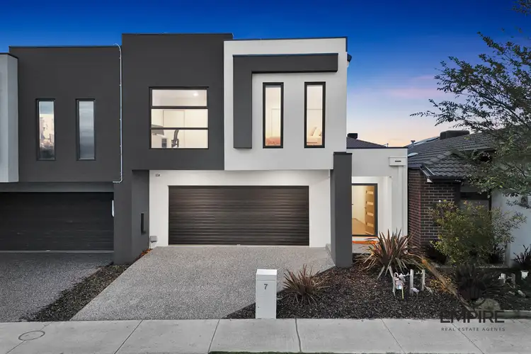 7 Walhallow Drive