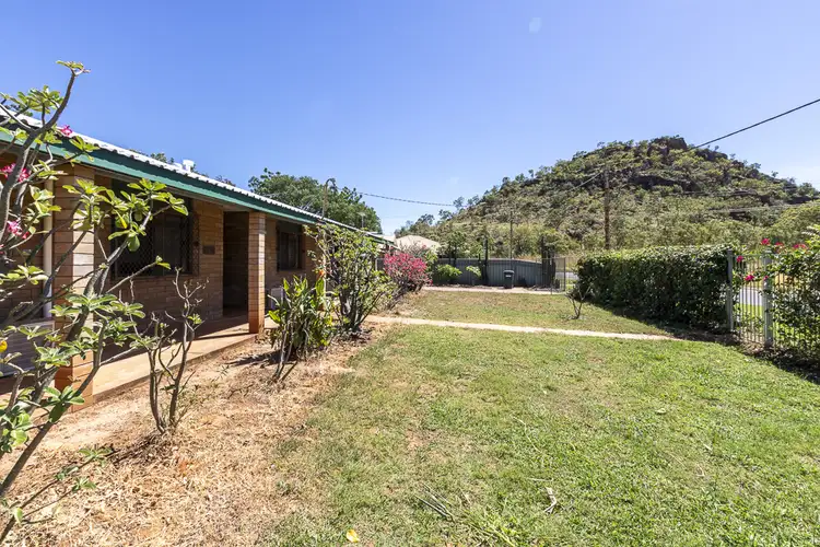 13 Greybox Crescent