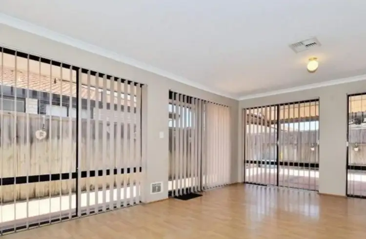 4 Granada Way