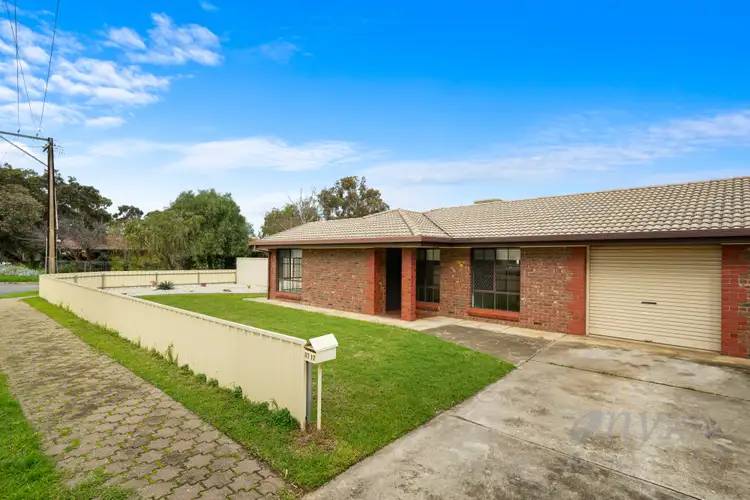 17 Amanda Street