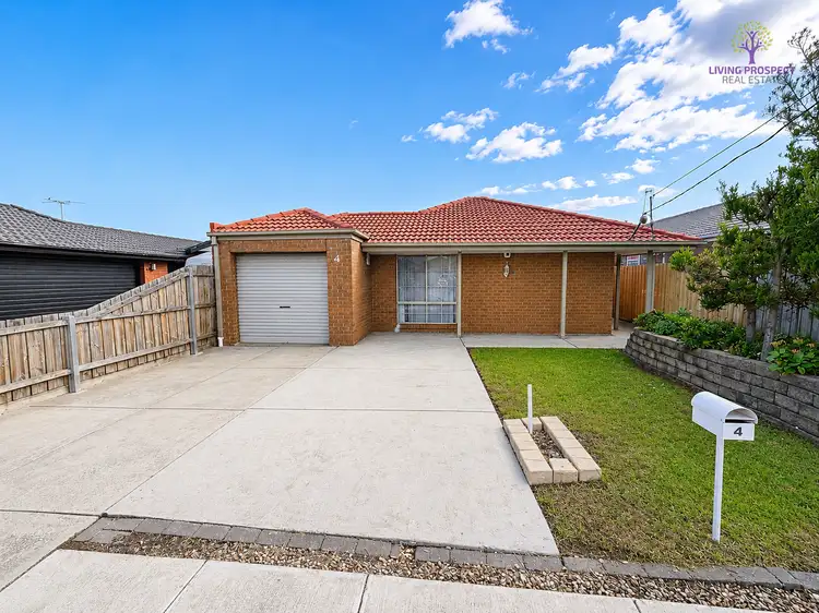 4 Walters Court