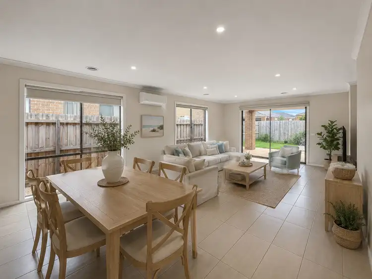 9 Sanderling Avenue