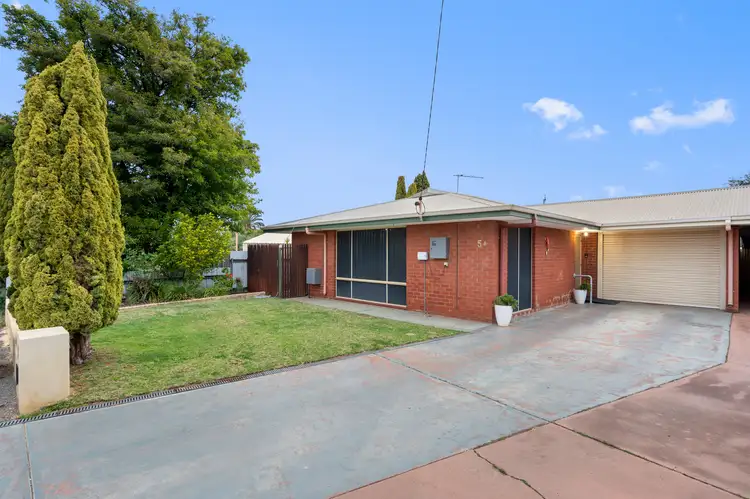 5A Eccles Place