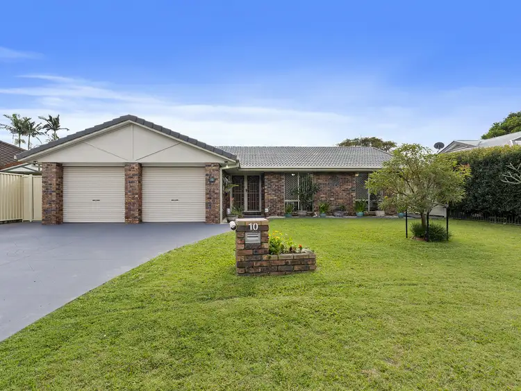10 Casuarina Drive