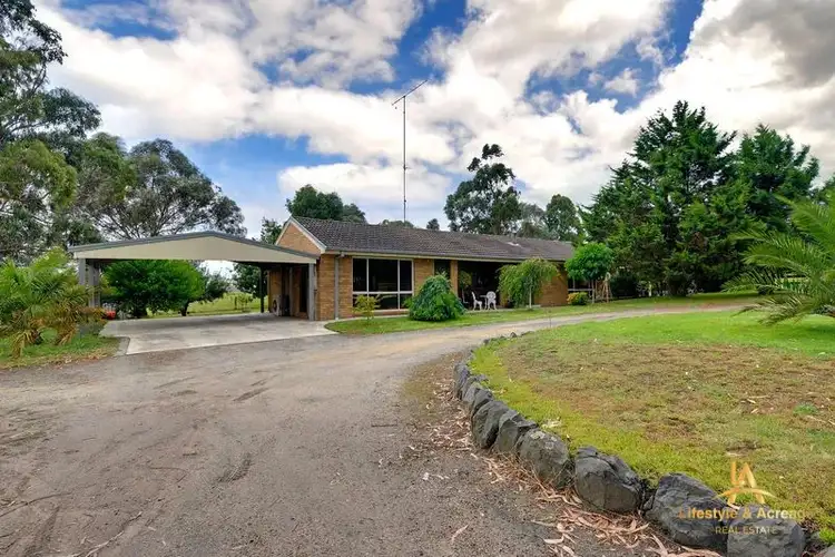 16 ASHWORTH DRIVE