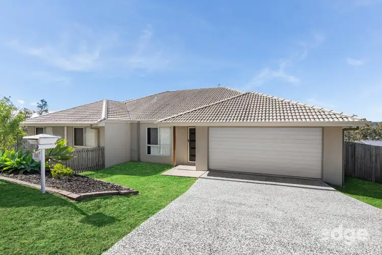 15 Pemswood Close