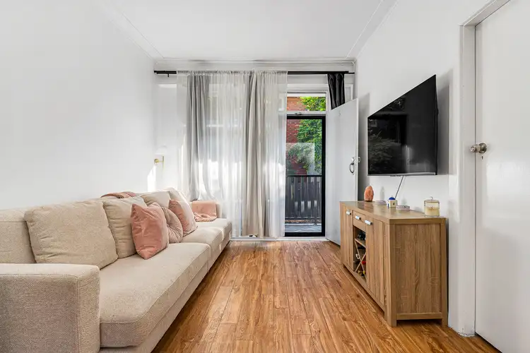 7 Queensborough Road