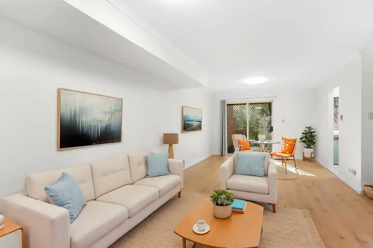 3 Reid Avenue