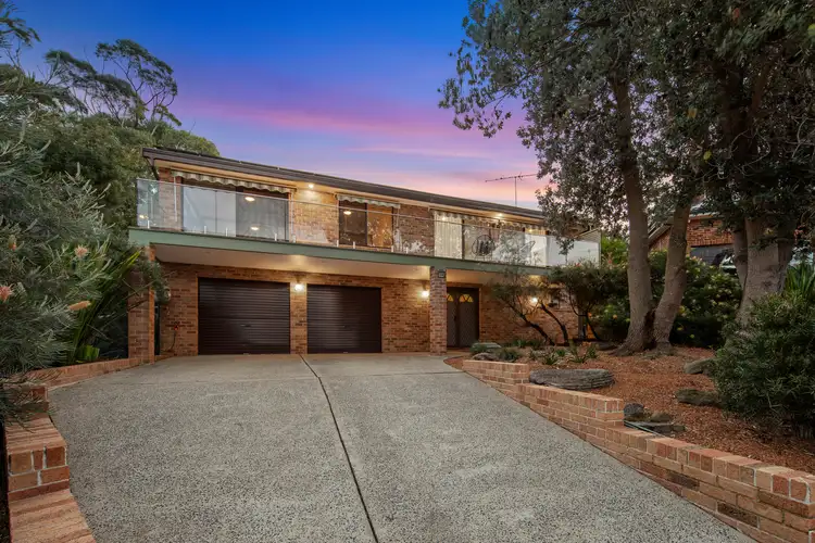 26 Fawkner Place