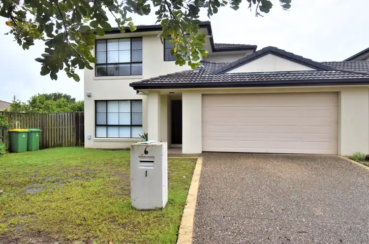 6 Crosby Avenue